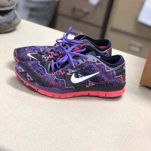 Nike Free Tr Fit 4 tennis shoes